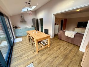 Dining Room- click for photo gallery